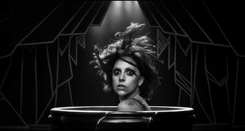 Lady Gaga -  Applause. สวยเว่อร์ #สะพรึง #รักนาง