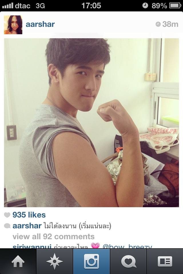 เจมส์มาร์ กล้ามแขนน่ากัดมากกกกกกกกก