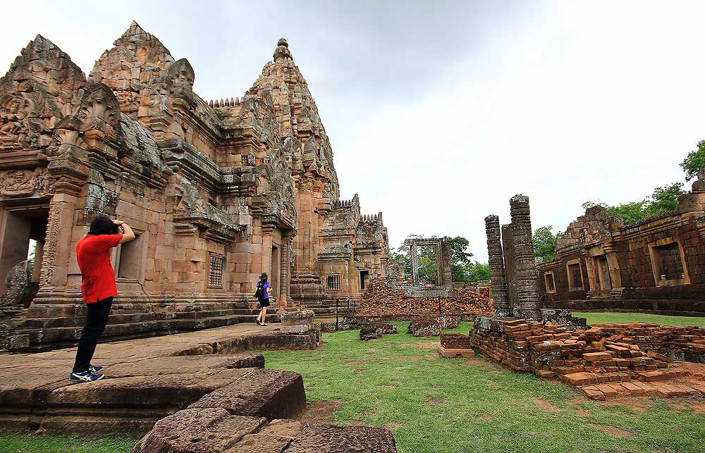 ปราสาทหินพนมรุ้ง สถานที่ถ่ายทำละคร สาปพระเพ็ง มนต์ขลัง อารยธรรม แหล่งท่องเที่ยวสวยงามมาก