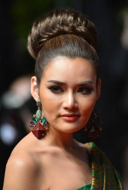 ย้อนวันวาน 'ญาญ่าญิ๋ง' นักแสดงหญิงชาวไทยคนแรก ที่ไปเหยียบพรมแดงเมืองคานส์