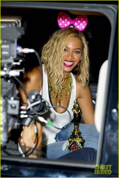 BEYONCE ไปถ่าย MV ใหม่!!!