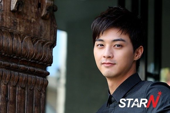 kim ji hoon  แฟนเค้าเอง