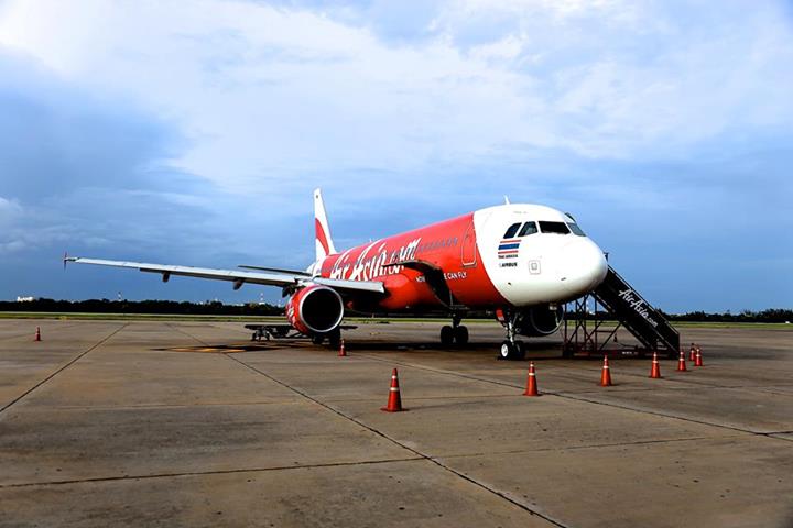 ณเดช คูกิมิยะ ในงานเปิดตัวสายการบิน AirAsia (เส้นทางใหม่ ขอนแก่น-ดอนเมือง)