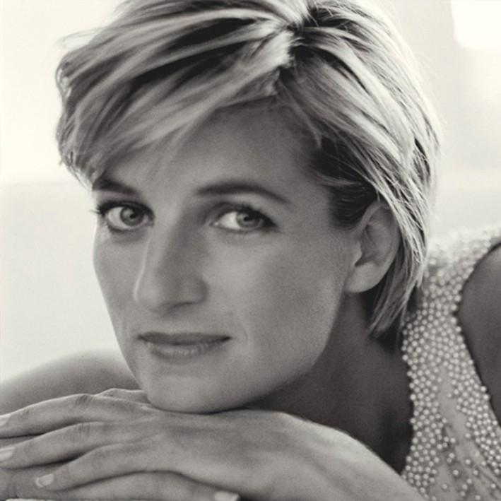 Diana, princess of Wales เจ้าหญิงไดอาน่า เจ้าหญิงแห่งดวงใจของปวงชนชาวอังกฤษ ท่านมีพระสิริโฉมที่งดงามมากเลยค่ะ!!!