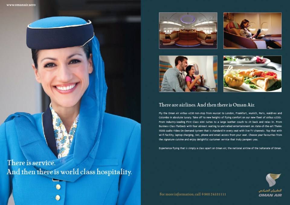 Oman Air สายการบินแห่งชาติโอมานกับ uniform สีฟ้าเรียบหรู และการตกแต่งภายในด้วยสีส้ม-ครีมอ่อนละมุนแต่ดูแข็งแกร่งหรูหราสบายตาเหมือนอยู่ในโรงแรมห้าดาว!!!