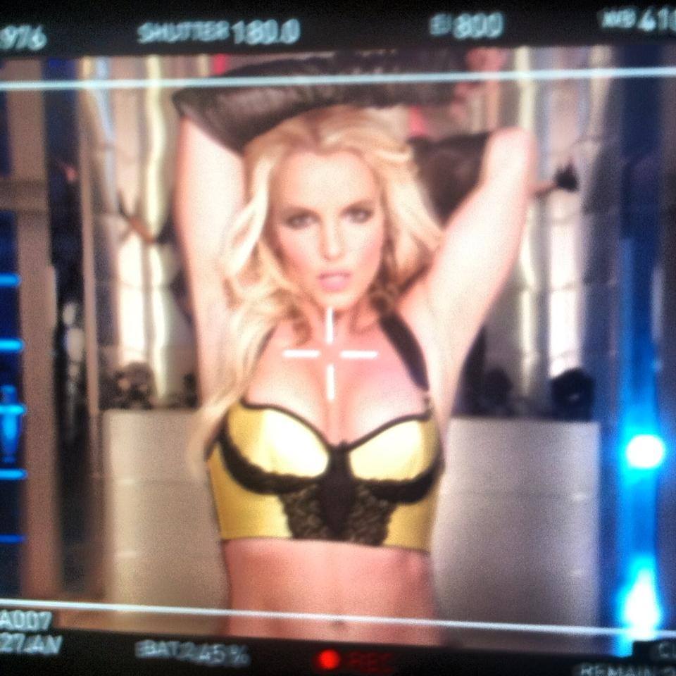 Britney Spears ภาพแรกจาก MV ตัวใหม่เร็วนี้ๆอัมบั้ล 8