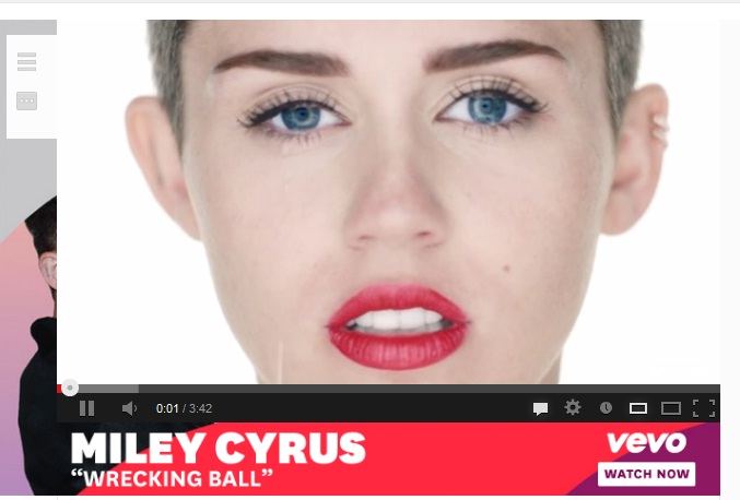 ไมลีย์มาแล้วค่าา!!!แรงได้อีกค่ะกับมิวสิควิดีโอ Miley Cyrus - Wrecking Ball