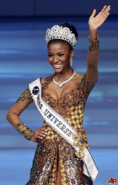 Leila Lopes