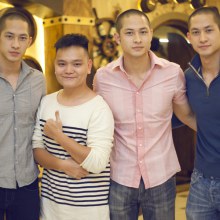 Koolcheng and Yen Trang with Triplets Luu Brothers