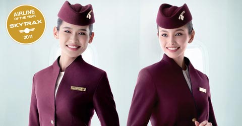 Qatar Airways สายการบินห้าดาวของโลกกับชุดuniformสีเลือดหมูดูภูมิฐานแต่สดใส แกร่งนอกอ่อนใน สมกับเป็นบริการห้าดาวที่ต้องลองไปสัมผัสสักครั้งในชีวิต