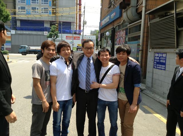 คุณ สม รังสี ผู้นำพรรคกู้ชาติกัมพูชา หรือ CNRP