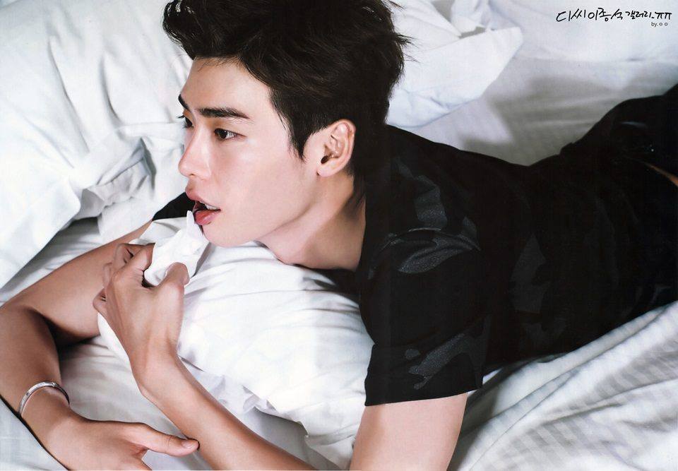 Lee Jong Suk @ Singles Magazine September 2013