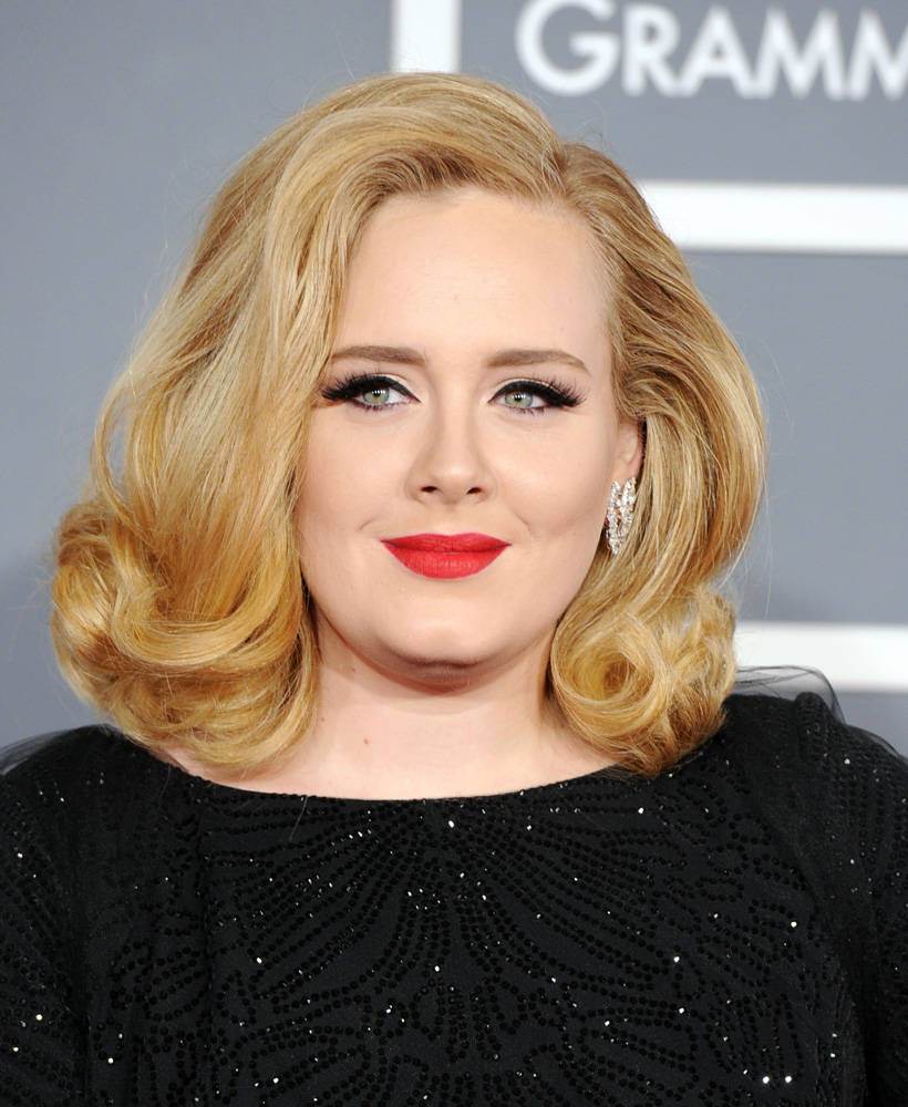 Adele หนึ่งในนักร้องหญิงที่มีเสียงทรงพลังมากที่สุดในโลก