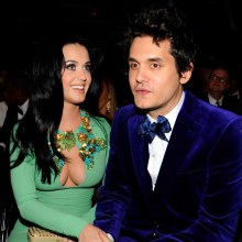 ภาพน่ารักของ Katy Perry กับ John Mayer ในงานประกาศผลรางวัลแกรมมี่