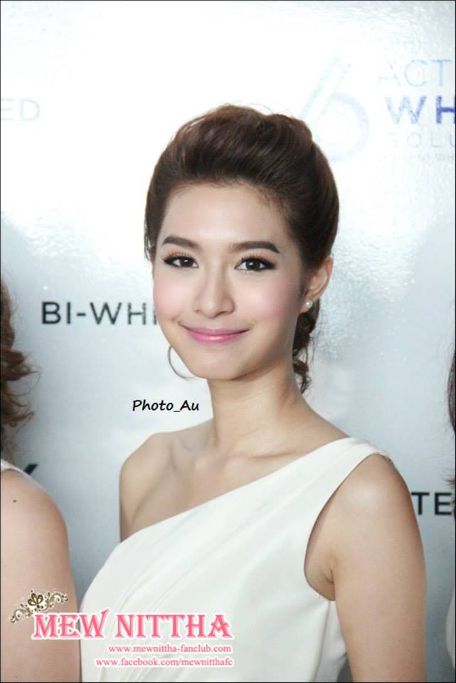 มิว นิษฐา สวย ขาว ตัวเล็ก