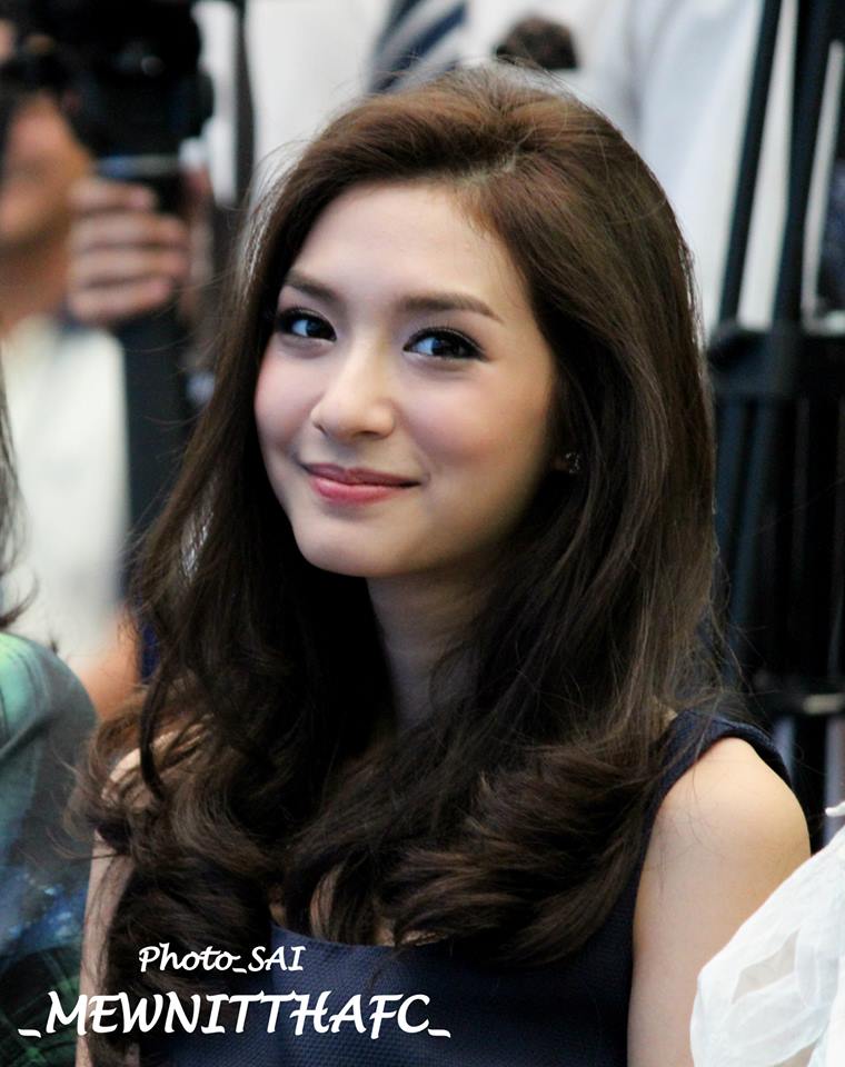 มิว นิษฐา สวย ขาว ตัวเล็ก