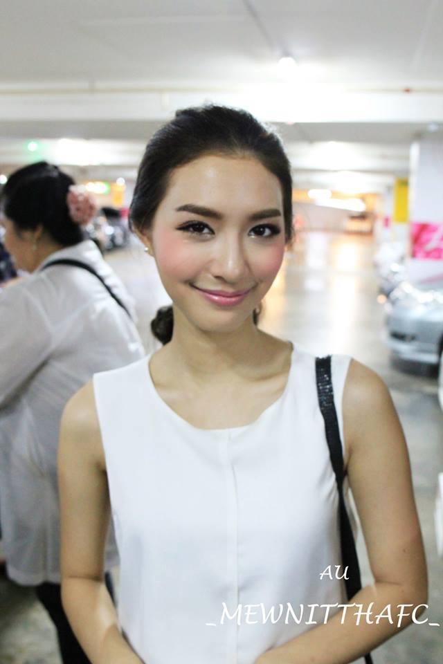 มิว นิษฐา สวย ขาว ตัวเล็ก