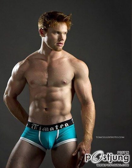 Tom Cullis for Timoteo