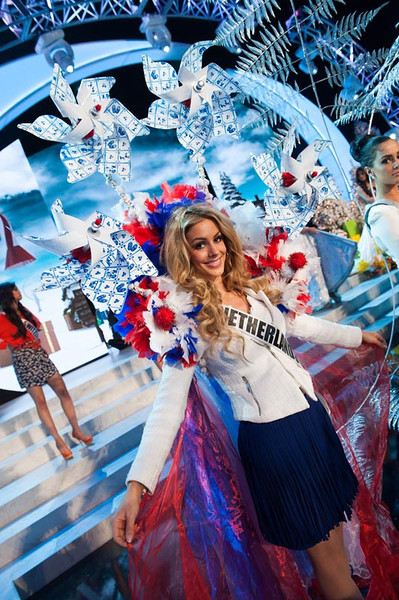 Miss Universe 2012 National Costume