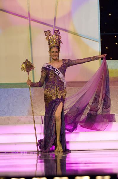 Miss Universe 2006 National Costume