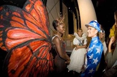 Miss Universe 2006 National Costume