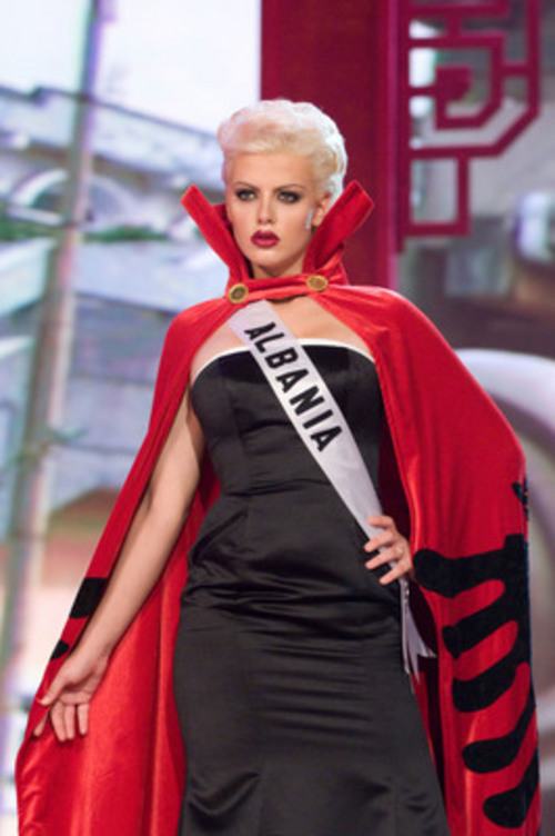 Miss Albania-matilda Mecini
