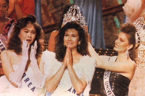 Miss Universe 1988 Porntip Nakhirunkanok