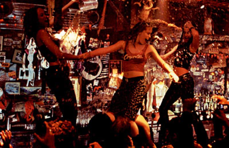 ใครชอบเรื่องนี้บ้างค่ะ (coyote ugly )