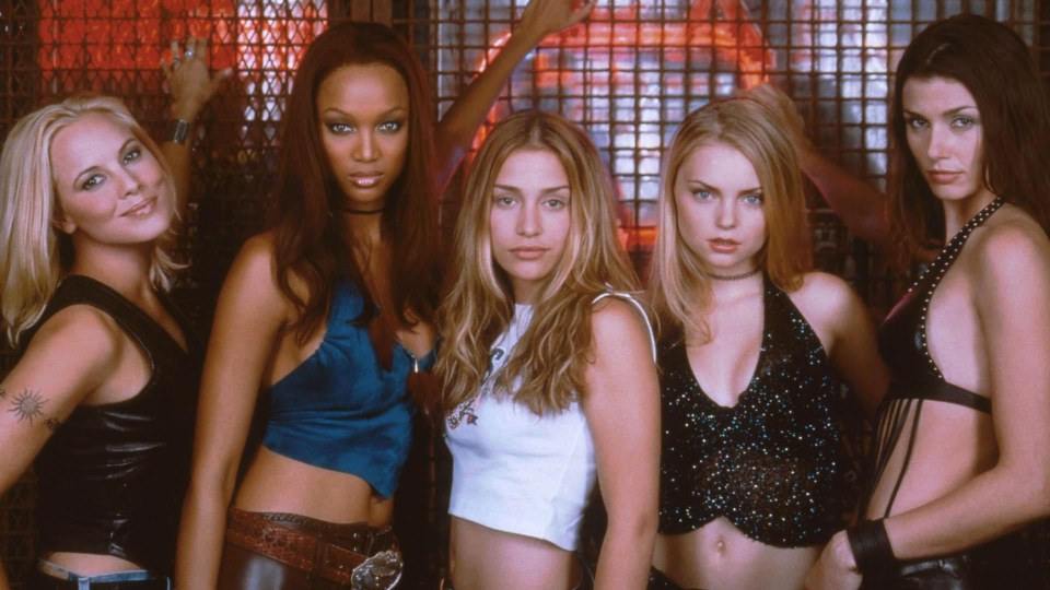 ใครชอบเรื่องนี้บ้างค่ะ (coyote ugly )