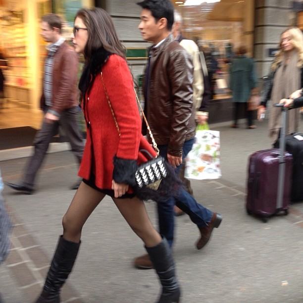 WoW ศรีริต้า เซ็ทนี้ที่ Zurich ในกองถ่าย อย่าลืมฉัน เธอช่างสวยเริ่ดจริงอะไรจริง รอยยิ้มของเธอทำให้โลกสดใสมั๊กมั่ก WoW