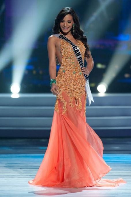 Dalia Cristina-Miss Dominican Republic 2011