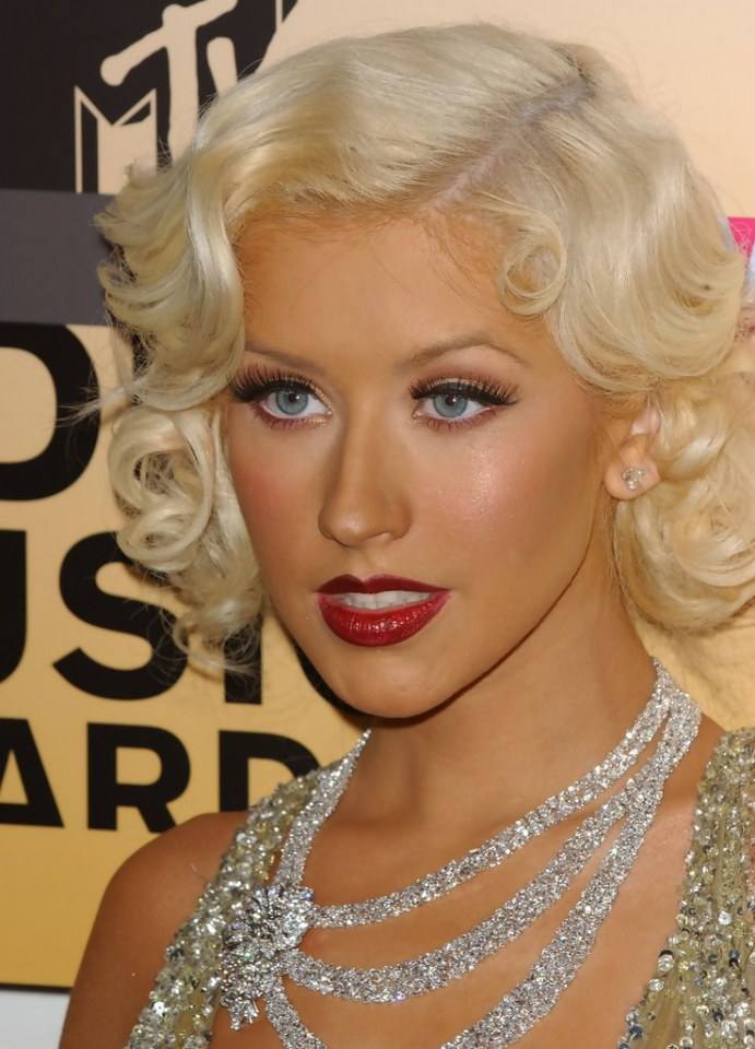 มาดููความสวยของ Christina aguilera (ทอปฟอร์ม) จากอดีตจนปัจจุบันกัน(สวยมว๊ากก)