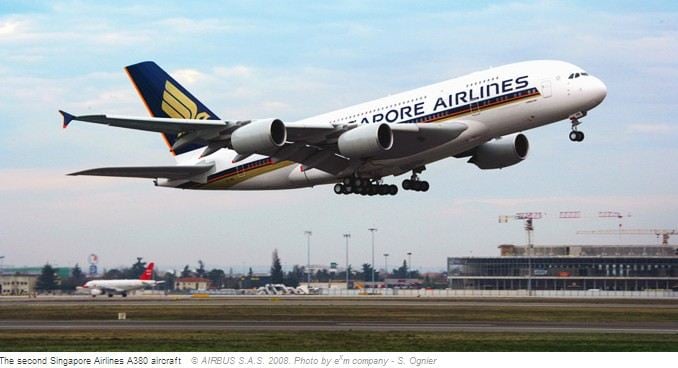 ในบรรดาเจ้านกเหล็กยักษ์ที่ใหญ่ที่สุดในโลก airbus a380 ของสายการบินต่างๆทั่วโลก คุณชอบเจ้าลำนี้ของสายการบินไหนมากที่สุดกันเอ่ย เข้ามาเลือกกันได้เลยจ้า?? ^O^