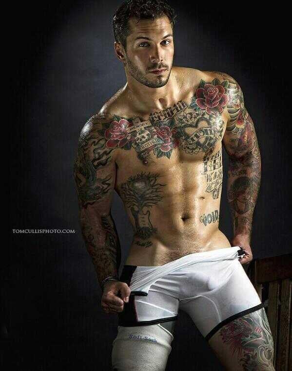 Alex Minsky สุดยอดนายแบบ พิการไร้ขา