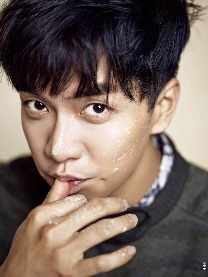 Lee Seung Gi @ CeCi Korea October 2013