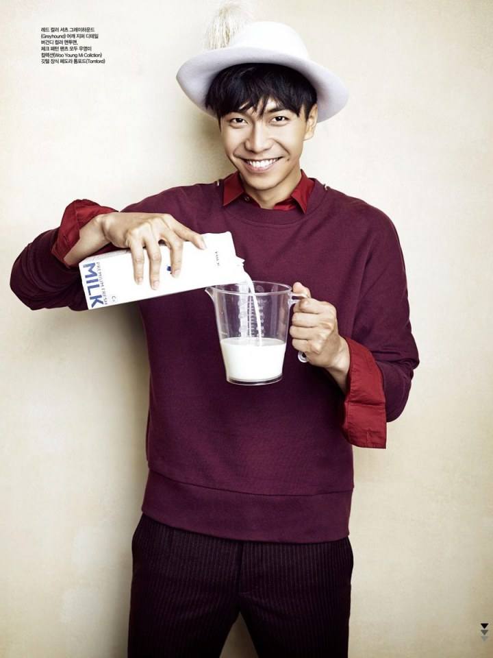 Lee Seung Gi @ CeCi Korea October 2013