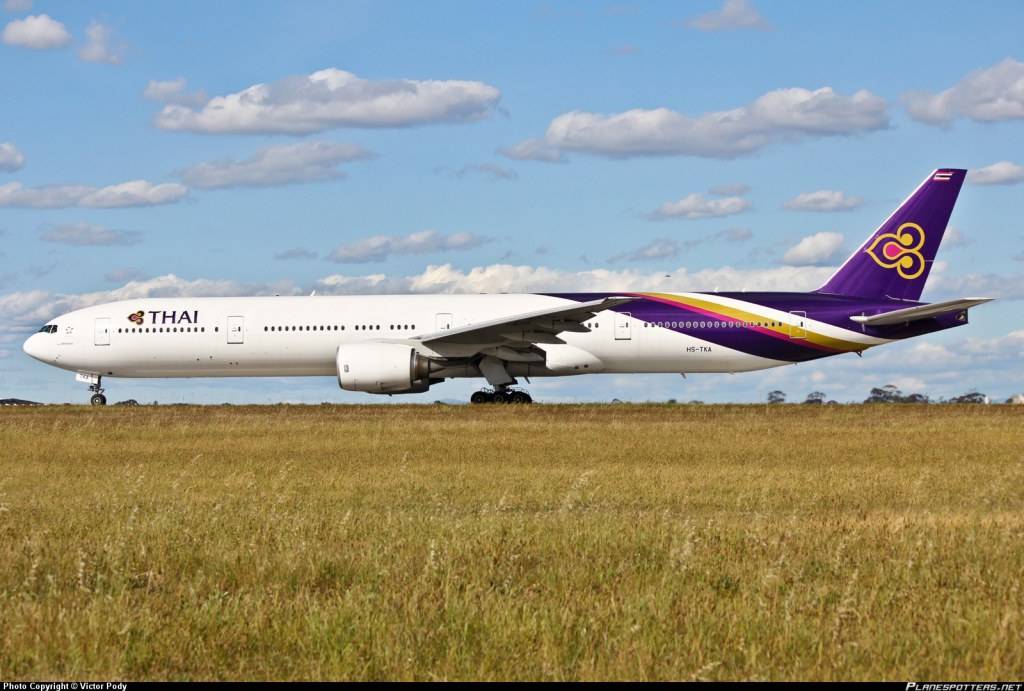 Boeing 777-300 มีทั้งหมด 6 ลำค่า