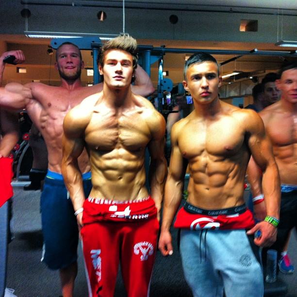 Muscle men From IG 20