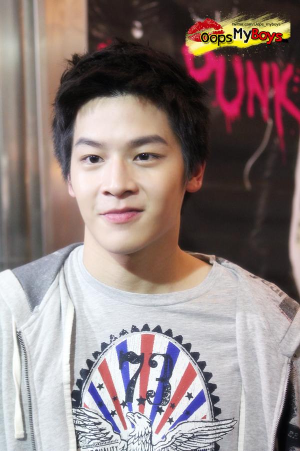 น้องมาร์ช จุฑาวุฒิ สุดหล่อ น่ารัก งานPEPE JEANS at CTW