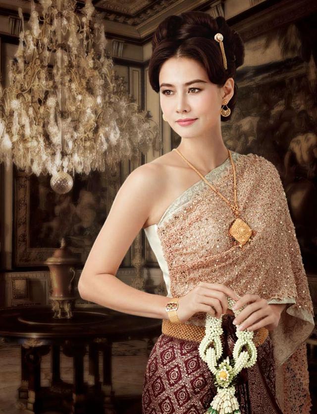 Thailand most beautiful dress in the world