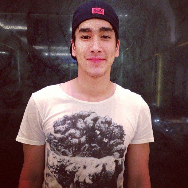 ณเดชน์ หล่อสุดๆ ไปเลย !