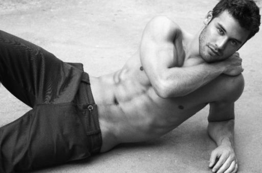 Ryan Guzman นายแบบของนิตยสาร Step Up 4