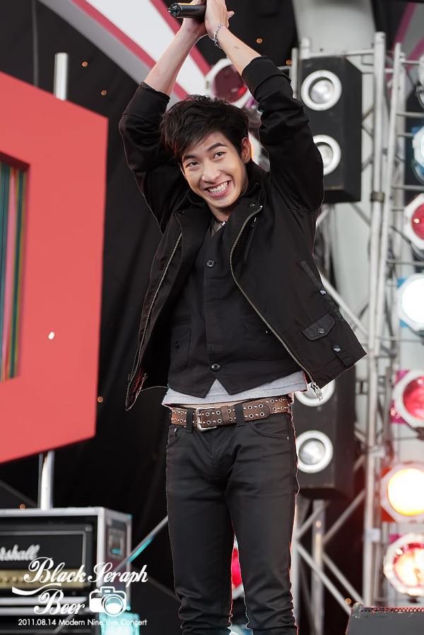 โตโน่ เดอะสตุง เอ๊ย! The Star