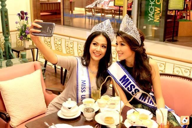 Miss Universe Myanmar With Miss Universe Thailand 2013