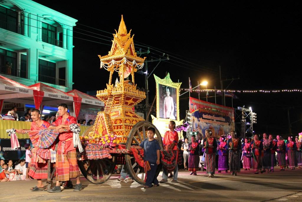 Sakon Nakhon Wax Castle Festival 2013