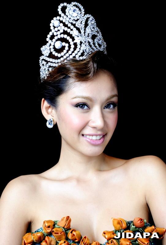 Miss Thailand World 2007-กนกกร ใจชื่น