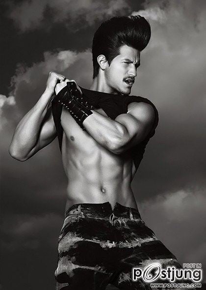 Jarrod Scott by Dimitris Theocharis