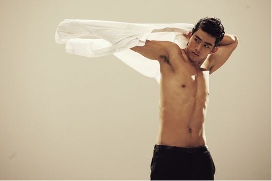 Taecyon 2PM Six Pack