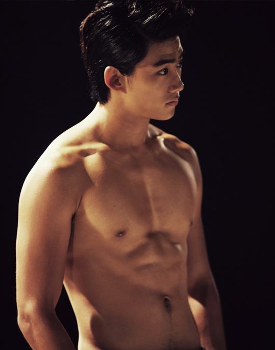 Taecyon 2PM Six Pack