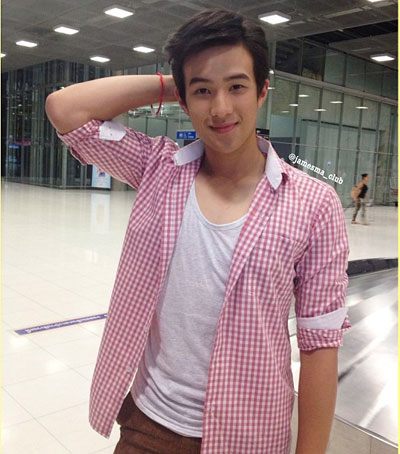 เจมส์ มาร์ มองดีๆก็น่ารักนะ